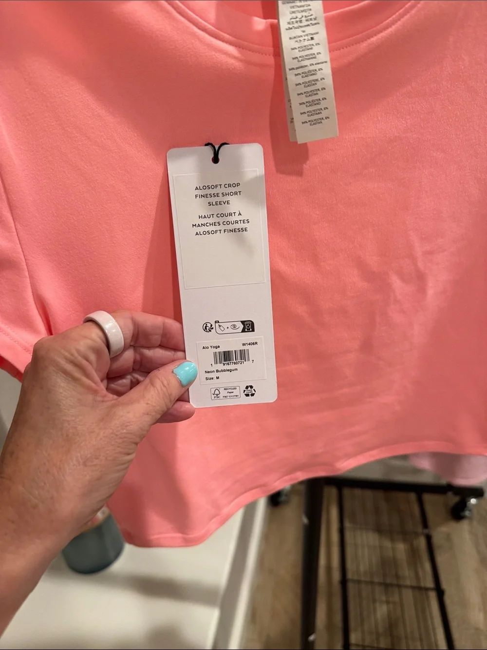 ALO Yoga Alosoft Crop Finesse Short Sleeve-Neon Bubblegum